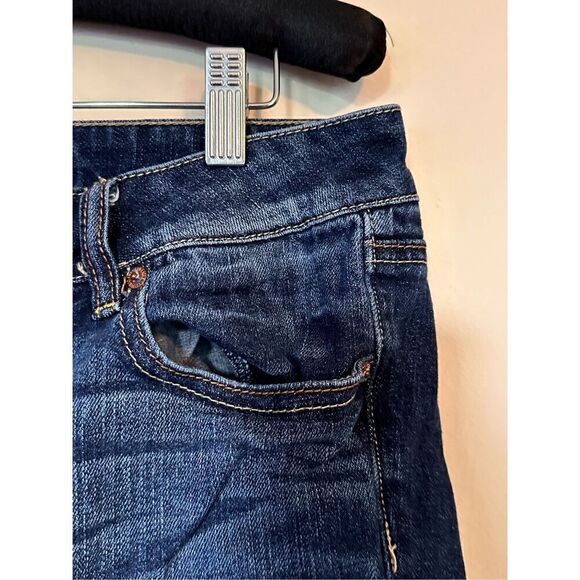 American Eagle Favorite Boyfriend Cut Off Bermuda Dark Blue Denim Shorts Size 6 - Picture 3 of 8